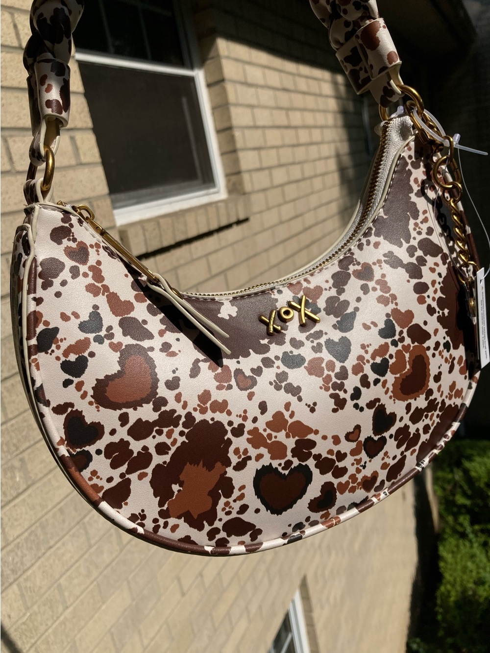 Betsey Johnson Crescent Shoulder Purse Brown White Cow Print Hearts Western - Picture 4 of 17